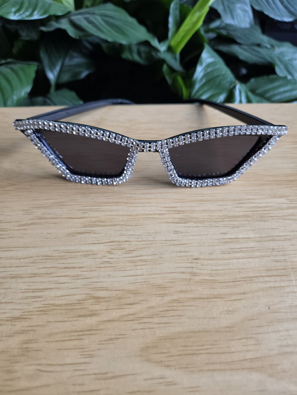 Rhinestone Cat Style Sunglasses